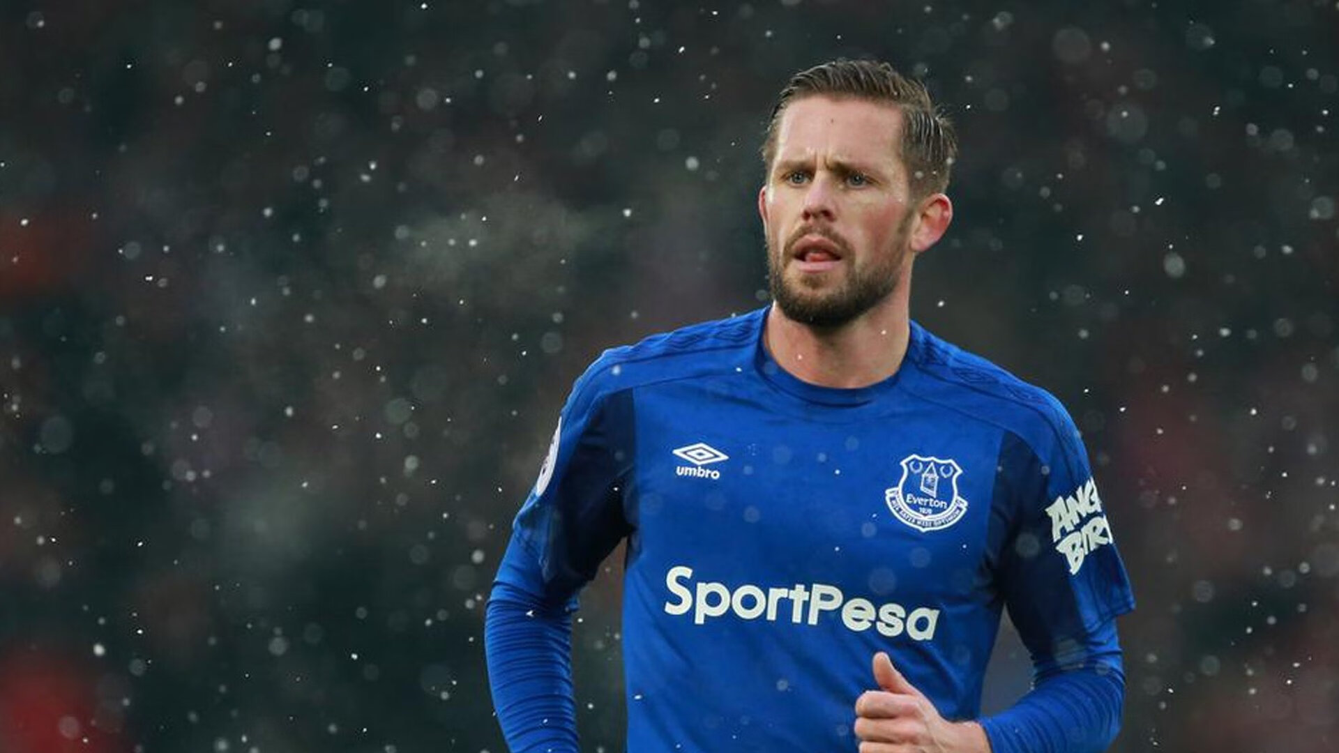 足球直播免费观看方法，足球比赛免费直播在哪里看